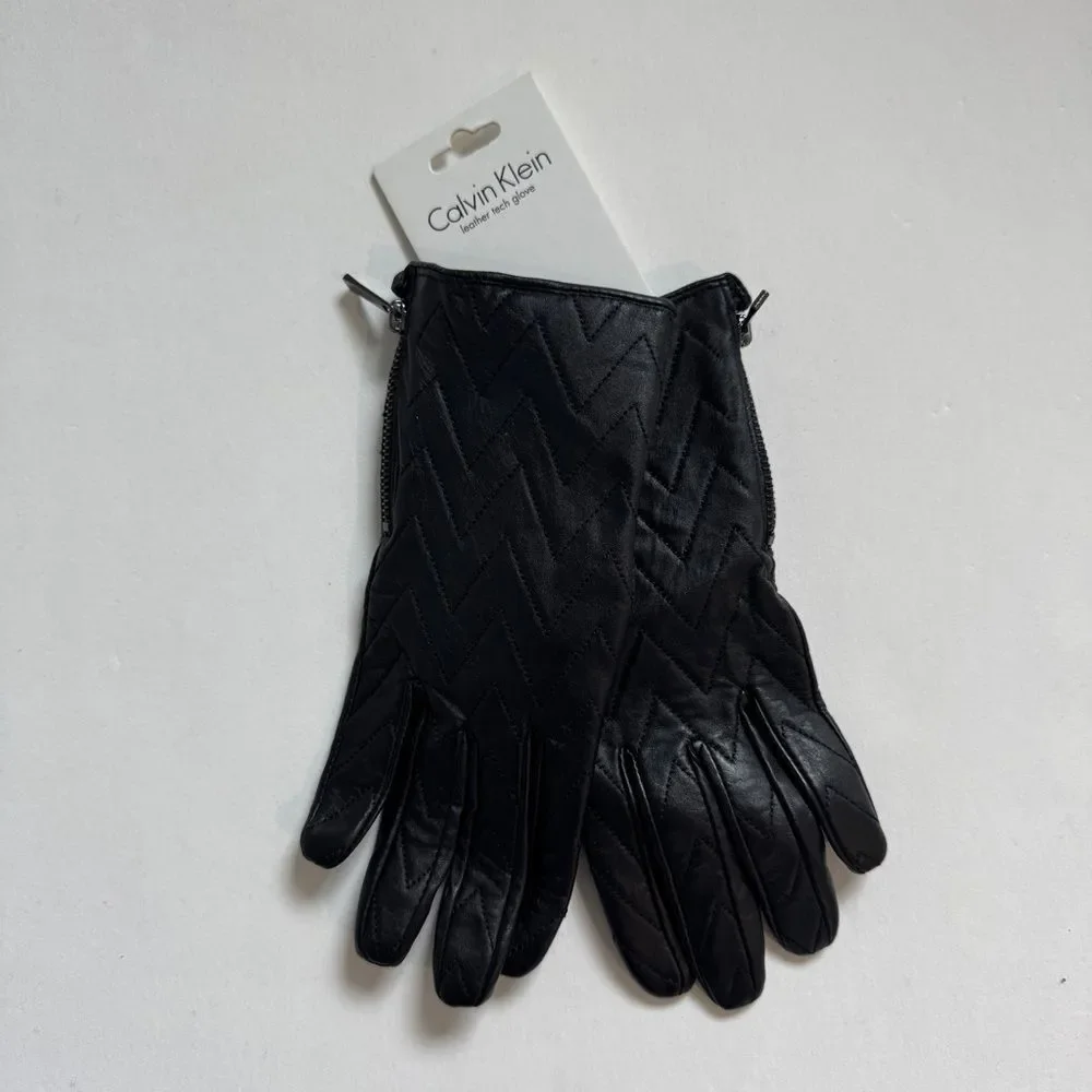 Calvin Klein Black Leather Tech Gloves NWT